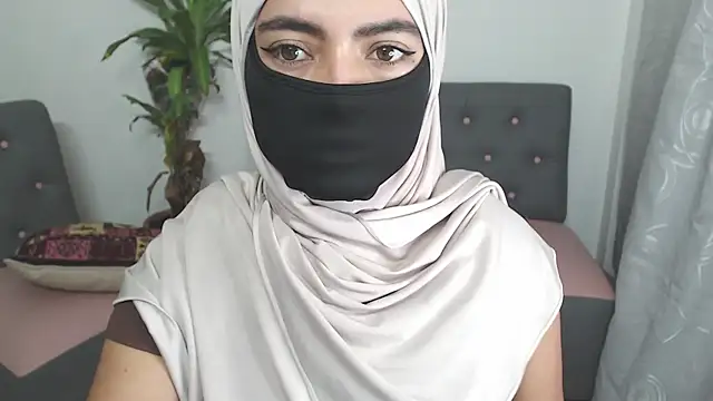 jade nassar online show from September 29, 11:42 pm