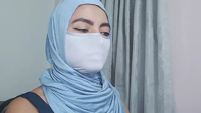 jade nassar online show from December 2, 7:42 pm