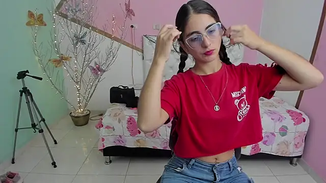 sofi san online show from November 21, 1:43 pm