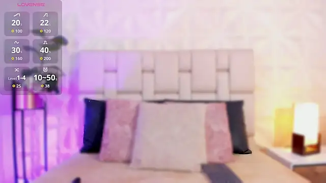 scarlettadams   online show from October 14, 12:28 pm