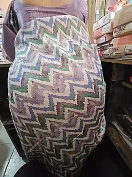 indianhotwife639 online show from May 19, 5:14 am