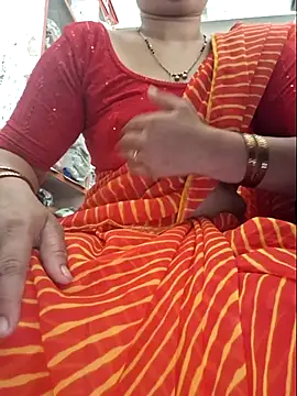 indianhotwife639 online show from July 20, 5:55 am
