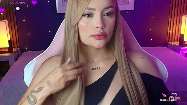 Snapshot of _meliblue chatting on October 16, 7:37 pm  meliblue online show from October 16, 7:37 pm