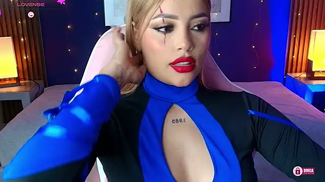 Snapshot of _meliblue chatting on October 31, 7:48 pm  meliblue online show from October 31, 7:48 pm