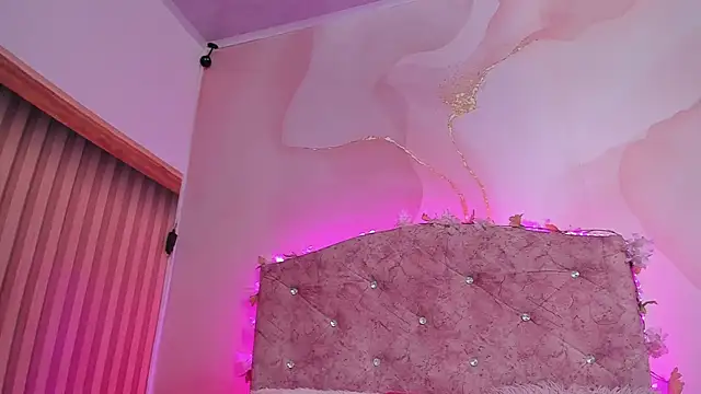 Mila grace  online show from October 16, 6:31 pm