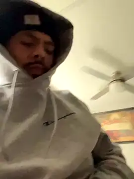 Bbrn69official online show from October 30, 6:52 pm