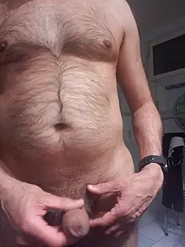 romeobravohotel online show from April 1, 9:56 pm