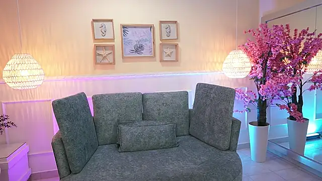 LoonaNyx online show from September 11, 11:32 am