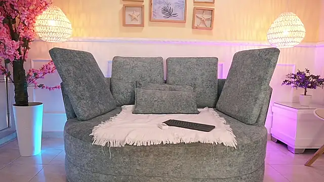 LoonaNyx online show from November 21, 11:42 am