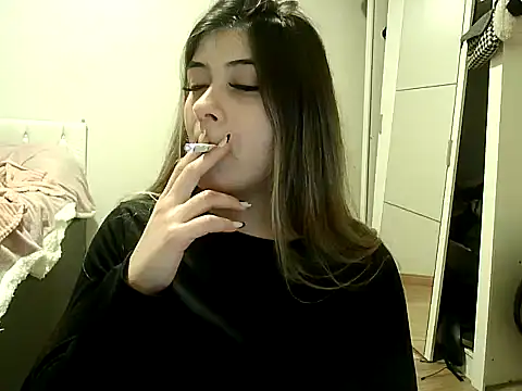 Becca B online show from June 6, 9:52 pm