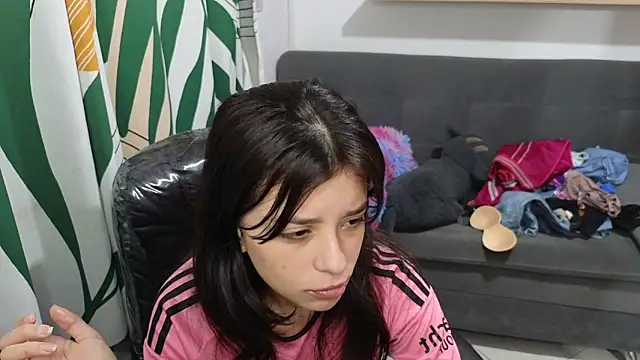 kathie lozada online show from December 16, 4:39 am