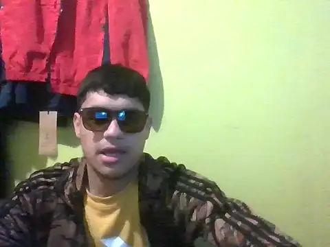 juanfritaa21 online show from September 15, 5:24 pm