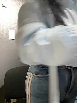 Snapshot of Emily_Rivers_ chatting on September 19, 1:34 pm Emily Rivers online show from September 19, 1:34 pm