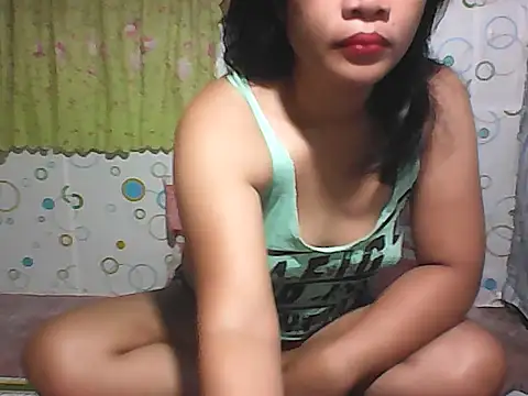 HottyElle online show from June 12, 8:41 pm