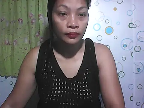 HottyElle online show from June 18, 1:39 am