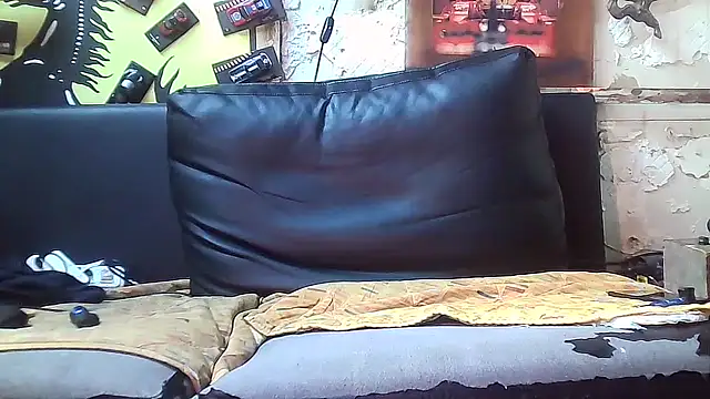 lovehairymature90 online show from November 28, 12:52 pm