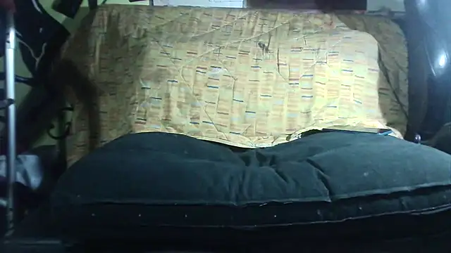 Snapshot of lovehairymature90 chatting on February 11, 10:48 pm lovehairymature90 online show from February 11, 10:48 pm