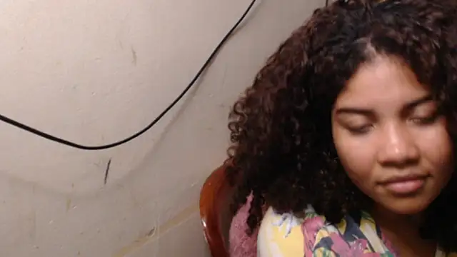 Snapshot of madelene chatting on April 6, 4:46 am madelene online show from April 6, 4:46 am
