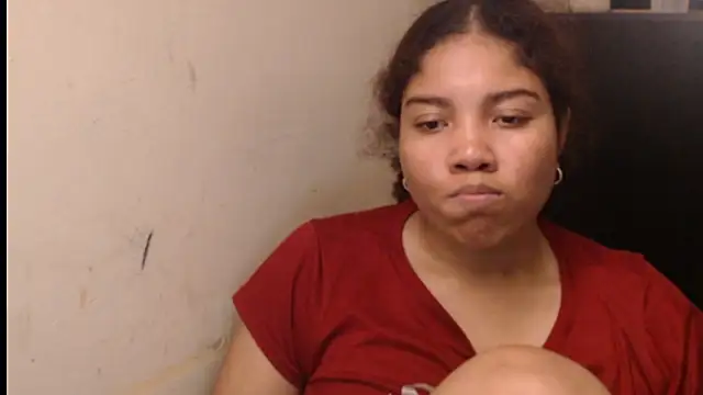 Snapshot of madelene chatting on April 11, 3:00 am madelene online show from April 11, 3:00 am