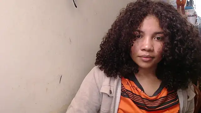 Snapshot of madelene chatting on April 16, 2:45 am madelene online show from April 16, 2:45 am
