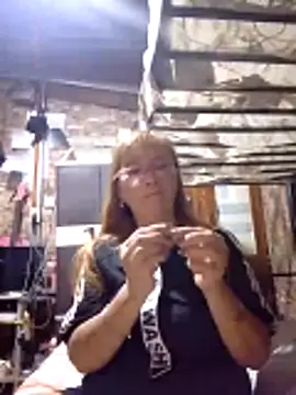 SexyHottMom online show from December 18, 12:55 pm