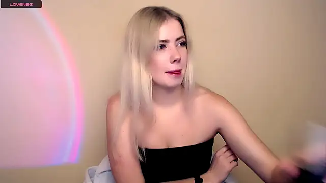 AliceHotty  online show from November 20, 9:20 am