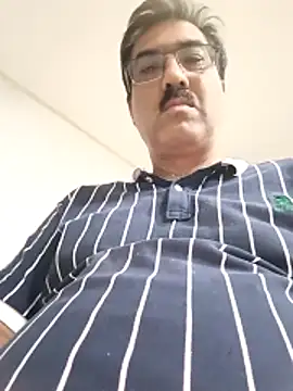 moonflower25 online show from November 6, 2:40 pm