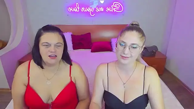 Your Exstasy online show from October 9, 10:35 am