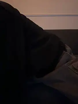 Snapshot of koooouhekko chatting on February 9, 12:53 pm koooouhekko online show from February 9, 12:53 pm