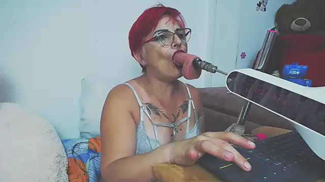 Snapshot of Yeny_hot_ chatting on October 1, 4:40 am Yeny hot online show from October 1, 4:40 am