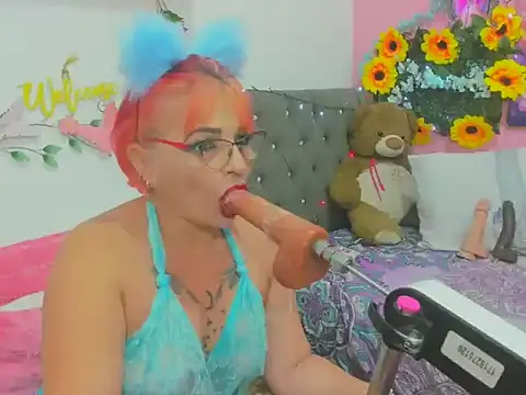 Yeny hot  online show from April 7, 4:35 am
