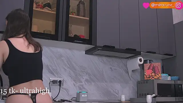 Mirarune online show from February 27, 3:23 pm