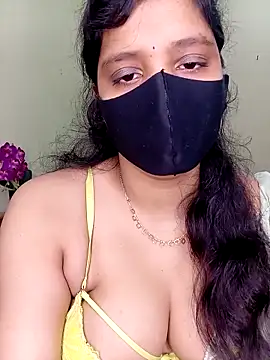 Rose-luckey online show from May 3, 2:01 pm