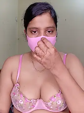 Rose-luckey online show from May 20, 9:32 pm