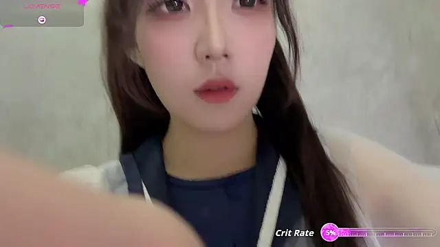 Snapshot of Yaya--728 chatting on September 20, 12:28 pm Yaya--728 online show from September 20, 12:28 pm