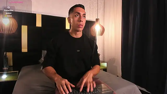 Snapshot of Lucio__Fox chatting on May 21, 11:50 am Lucio Fox online show from May 21, 11:50 am
