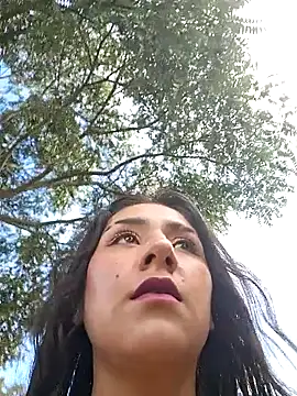 CAROLINE  07 online show from September 12, 1:00 pm