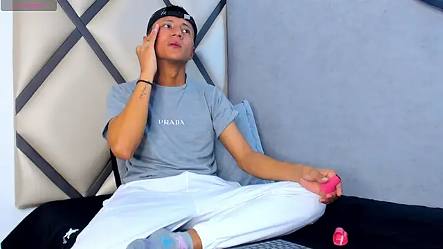  Leohot  online show from October 10, 3:38 am