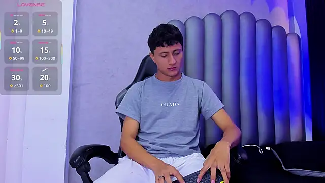  Leohot  online show from November 26, 4:24 am