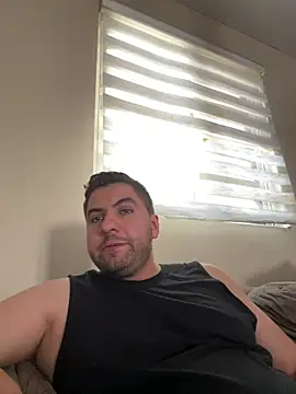 Snapshot of raulgzz4 chatting on March 26, 5:29 pm raulgzz4 online show from March 26, 5:29 pm