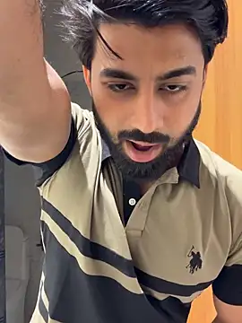 hottestboy03 online show from February 13, 9:16 am