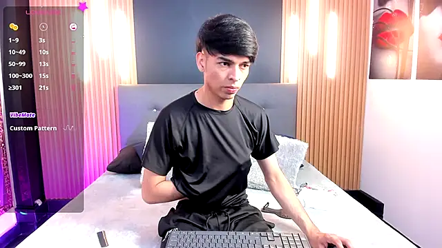 OnlyJos online show from November 6, 7:59 pm