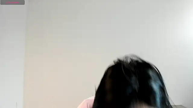 Snapshot of scarlett_bluntt chatting on August 4, 1:14 pm scarlett bluntt online show from August 4, 1:14 pm