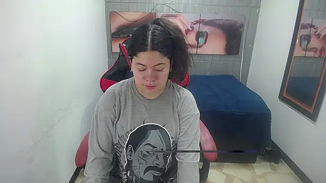 Snapshot of greiccy_20 chatting on November 26, 4:02 am greiccy 20 online show from November 26, 4:02 am