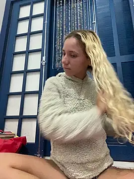 Bruna551 online show from February 12, 2:39 am