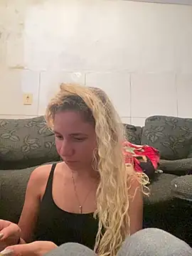 Bruna551 online show from February 22, 6:35 am