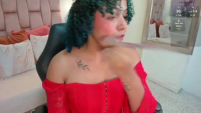 Snapshot of momo_ayasse chatting on November 9, 3:05 am momo ayasse online show from November 9, 3:05 am