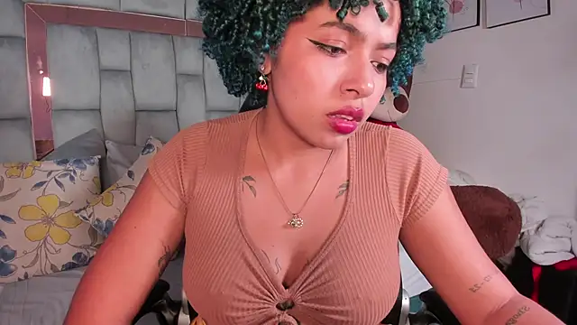 Snapshot of momo_ayasse chatting on November 22, 3:16 am momo ayasse online show from November 22, 3:16 am