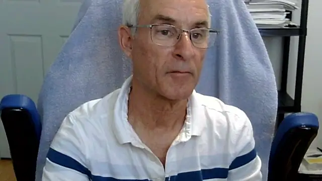 funone1999 online show from October 15, 11:05 pm