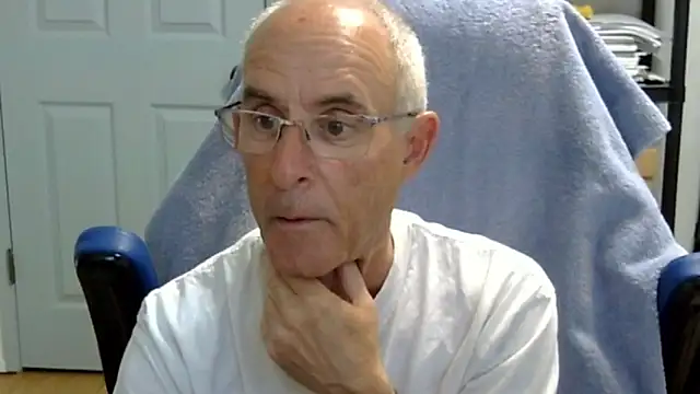 funone1999 online show from April 18, 1:53 am